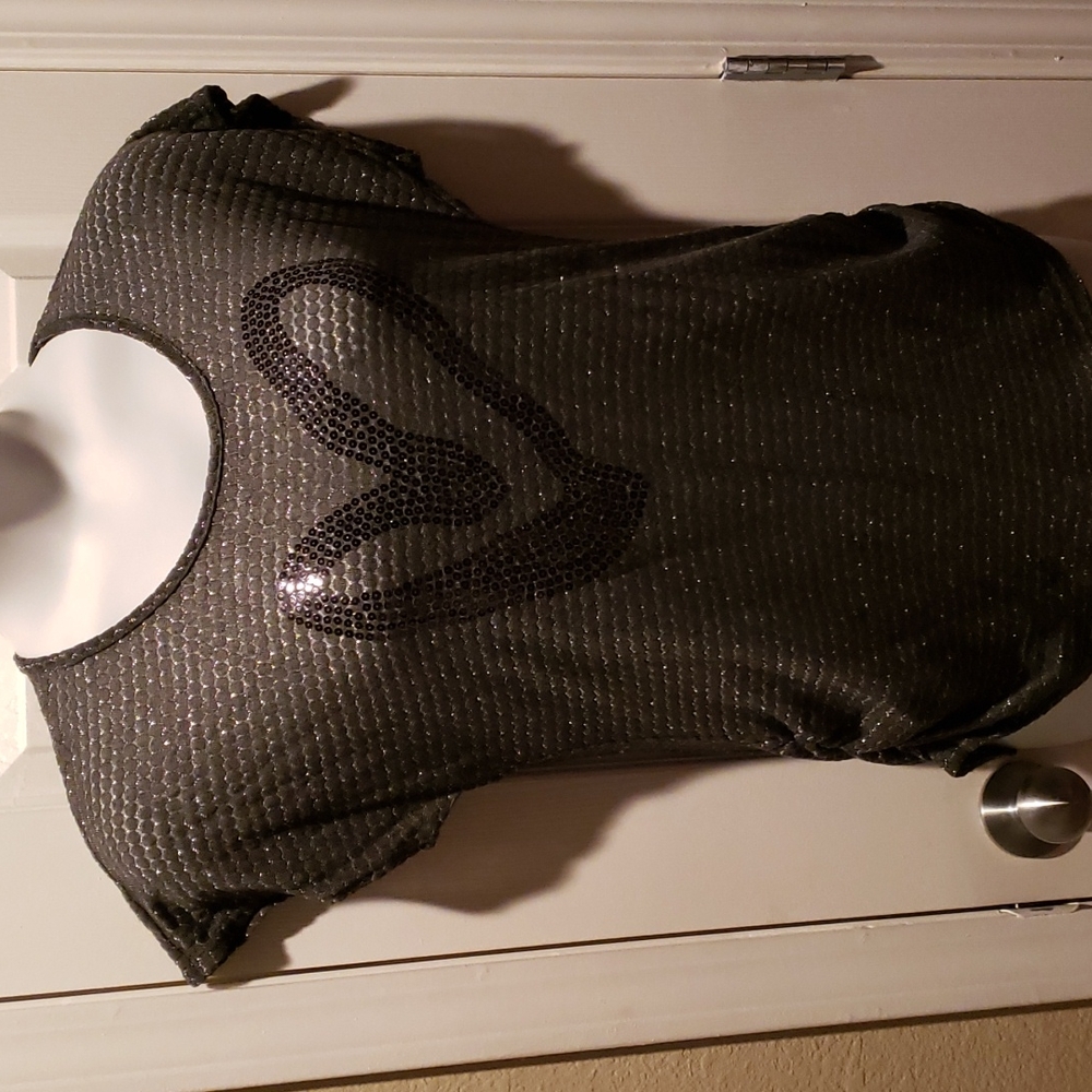 Robin's Nest Heart Maternity Top Size XL